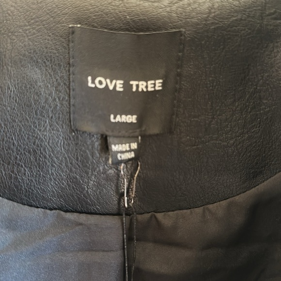 Love Tree Faux Leather Jacket Size Large Black/White Contrast Stripe Cropped - Picture 10 of 15